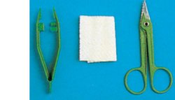 SET PER RIMOZIONE SUTURE CONFEZIONATO IN BLISTER RIGIDO, CONTENENTE FORBICE, PINZA E GARZA - Farmacia Mortise