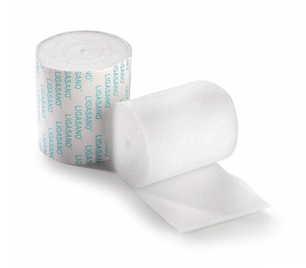 MEDICAZIONE LIGASANO ASSORBENTE IN POLIURETANO NON STERILE STRUTTURA A NIDO D'APE 300X10CM ALTEZZA 3MM 6 PEZZI - Farmacia Mortise