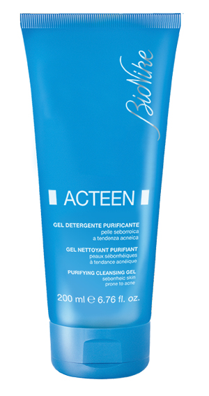 AKNET GEL DETERGENTE PURIFICANTE 200 ML - Farmacia Mortise