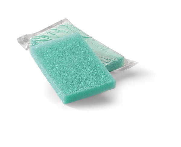 MEDICAZIONE ASSORBENTE IN POLIURETANO ESPANSO LIGASANO STRUTTURA A NIDO D'APE STERILE 15X10X1CM 5 PEZZI - Farmacia Mortise